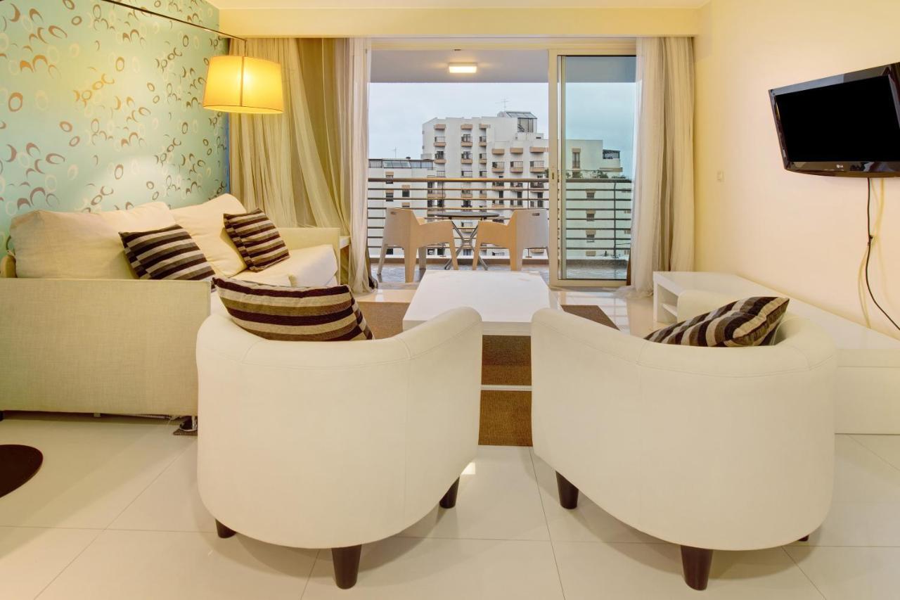 Dfm Happy Days B - Funchal Apartment ภายนอก รูปภาพ