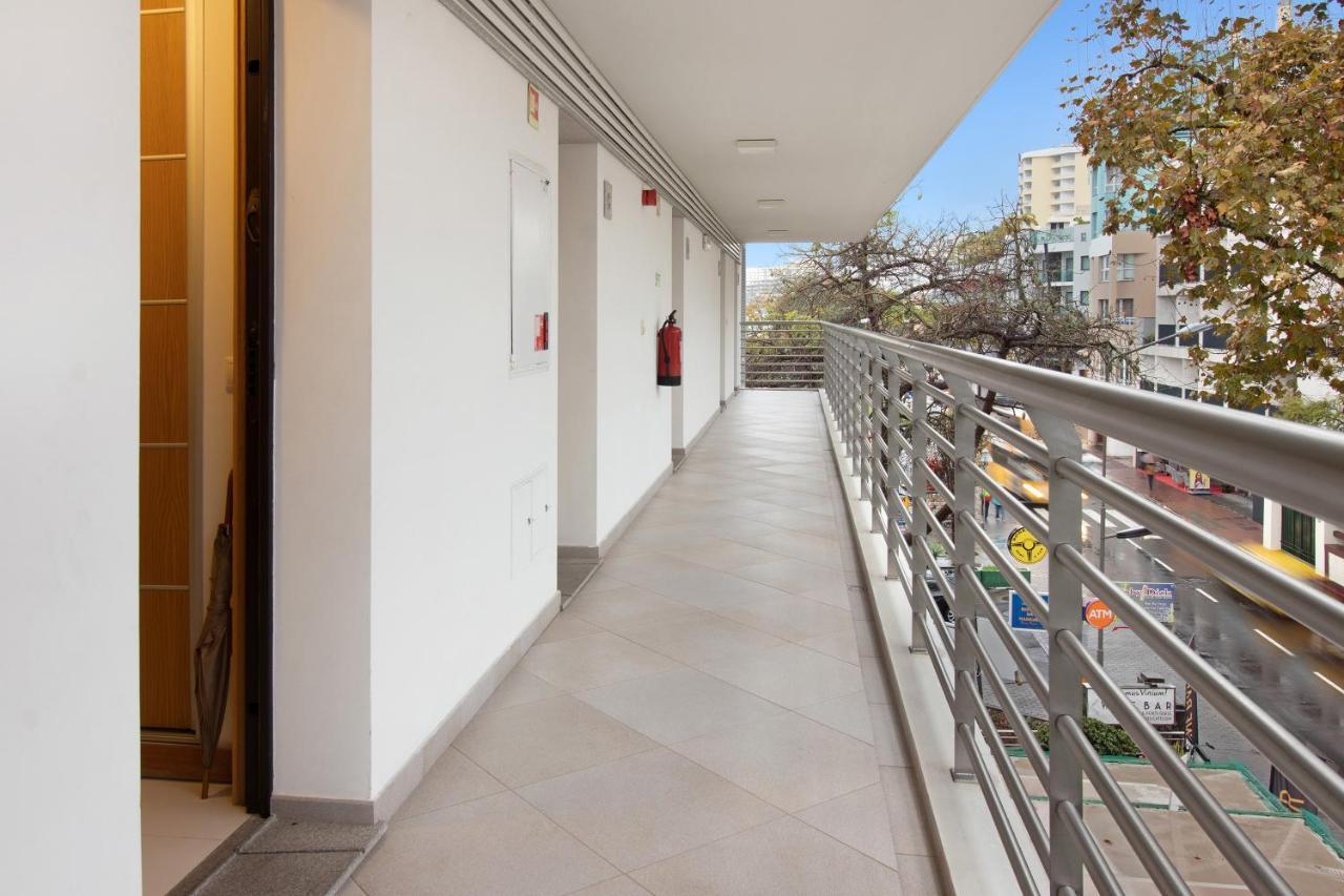 Dfm Happy Days B - Funchal Apartment ภายนอก รูปภาพ